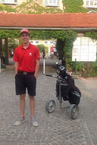 Niklas_im_colony_golf_-_23.07.2017_-_klein